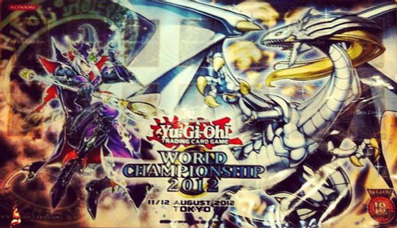 YuGiOh! World Championship Playmat Legendary Magician of Dark